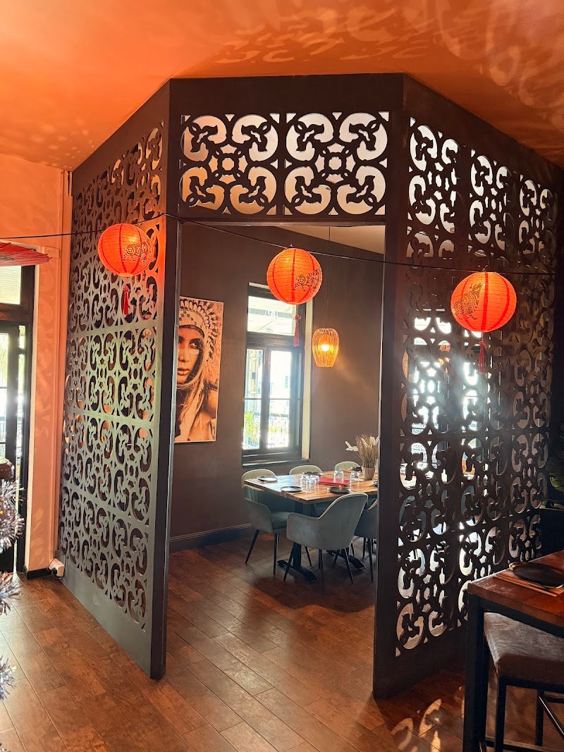 Miss Chief Bar & Eatery photo 5