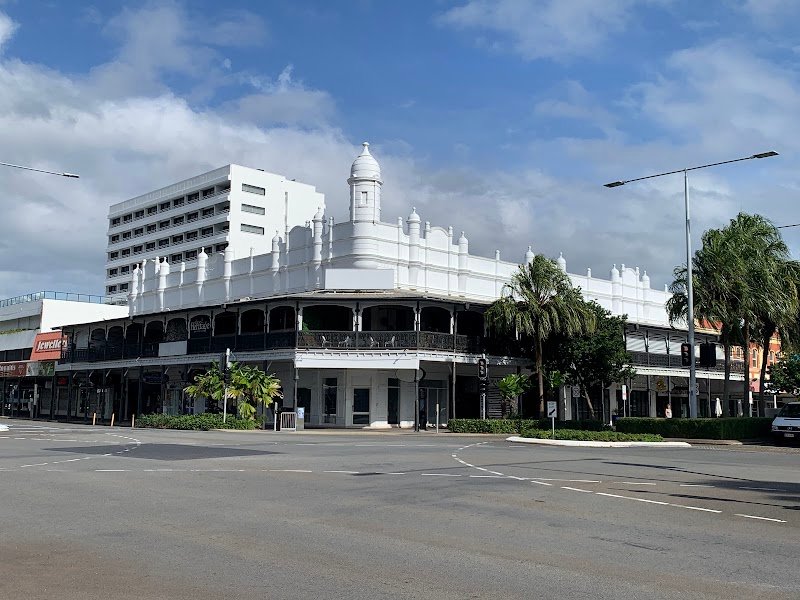 Miss Chief Bar & Eatery photo 7