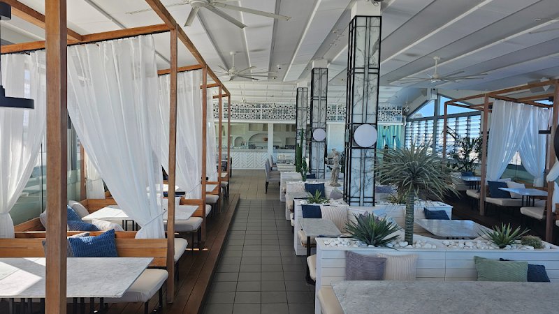 ARTร Rooftop Bar & Restaurant photo 10